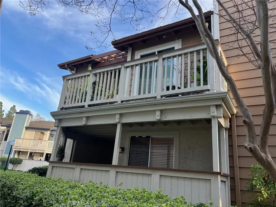 2402 Pleasant Way #H, Thousand Oaks, CA 91362 - #3