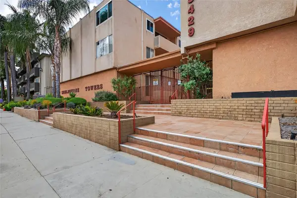 5429 Newcastle #204, Encino, CA 91316