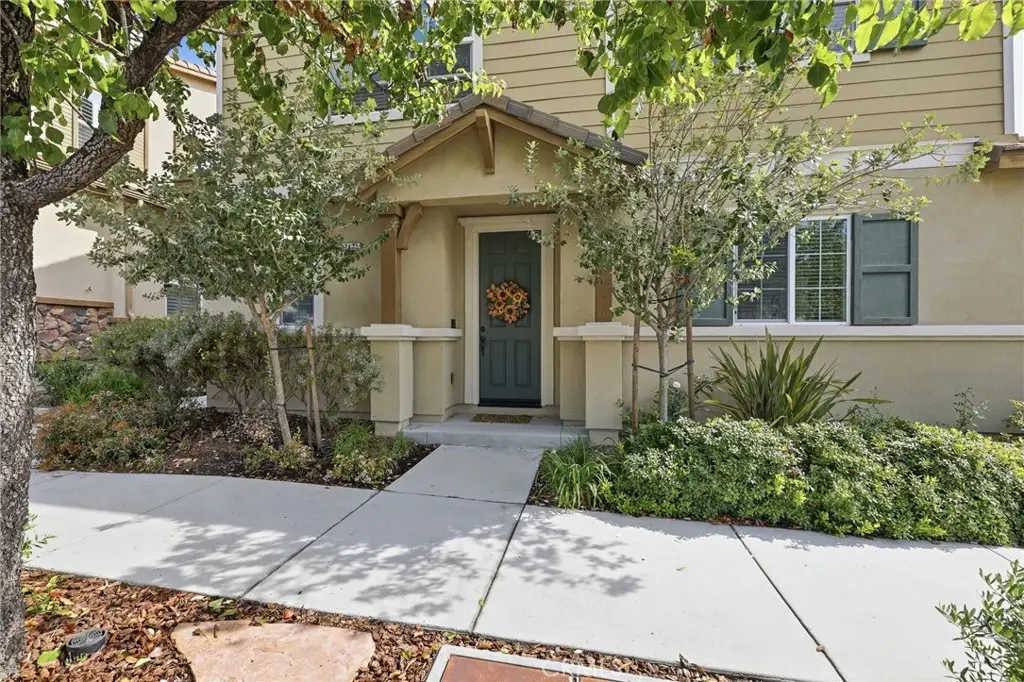 27471 Poppy Court, Saugus, CA 91350 - #1