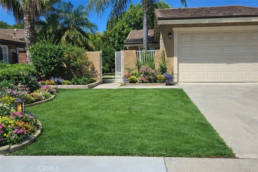 25657 Almendra Drive, Valencia, CA 91355 - #1