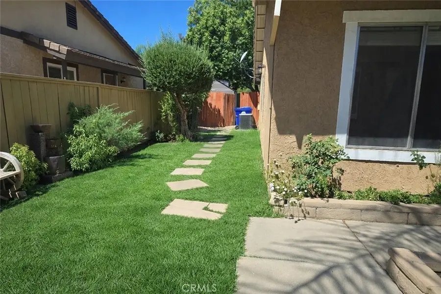 25657 Almendra Drive, Valencia, CA 91355 - #2
