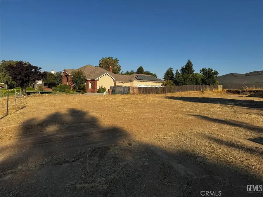 12103 Vista Montana, Bakersfield, CA 93306 - #2
