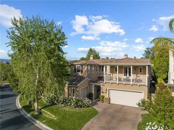 27018 Woodlands Dr, Valencia, CA 91355