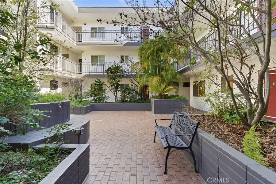 4614 Finley #6, Los Angeles, CA 90027 - #2