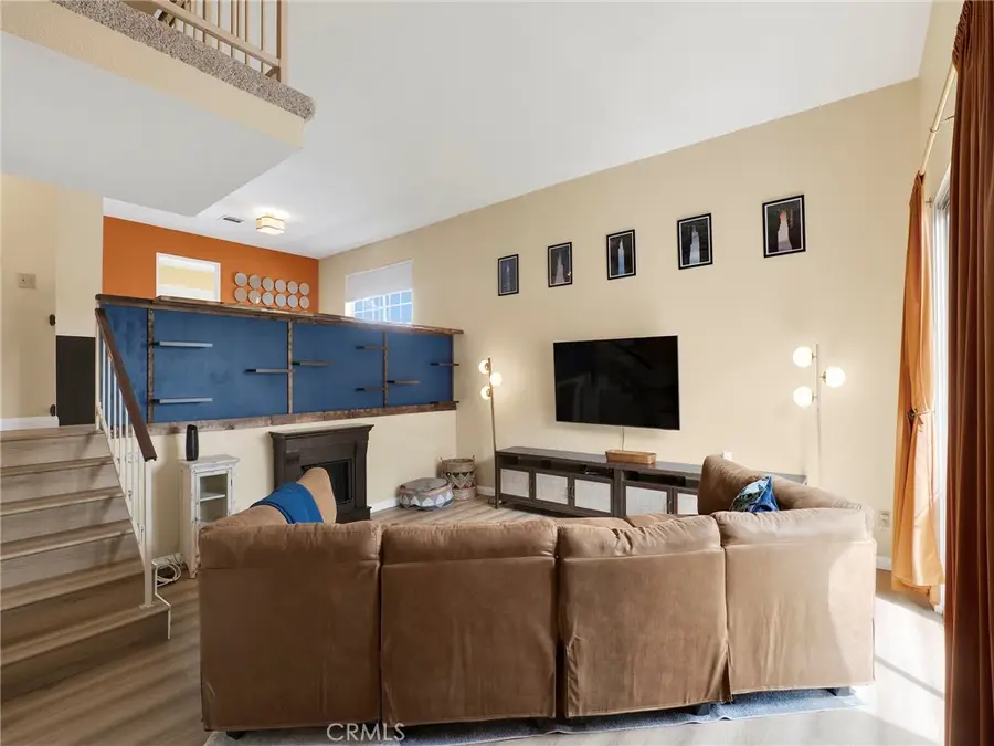 10030 Owensmouth #25, Chatsworth, CA 91311 - #2