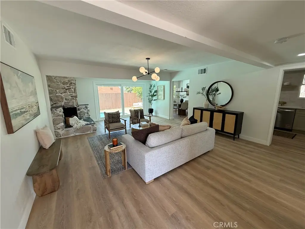 10579 Lev Ave, San Fernando, CA 91345 - #1