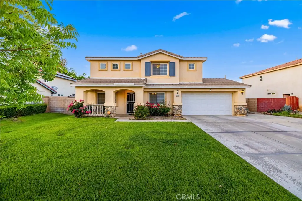 1549 Thomas Dr, Lancaster, CA 93535 - #1