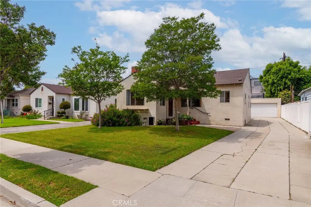 235 W Santa Anita, Burbank, CA 91502 - #1