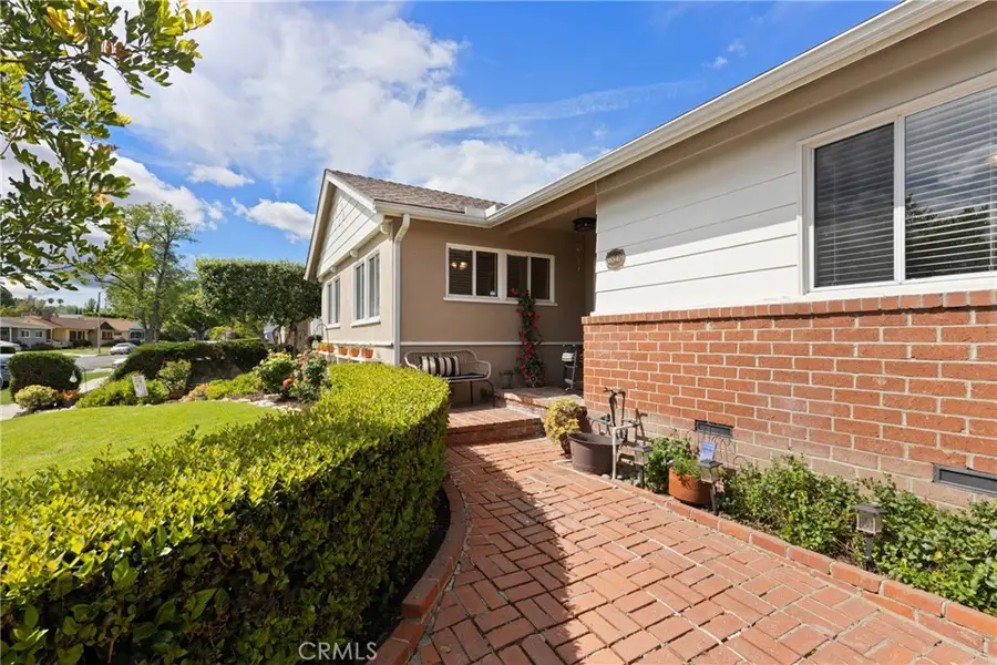 6347 Bovey Avenue, Tarzana, CA 91335 - #2