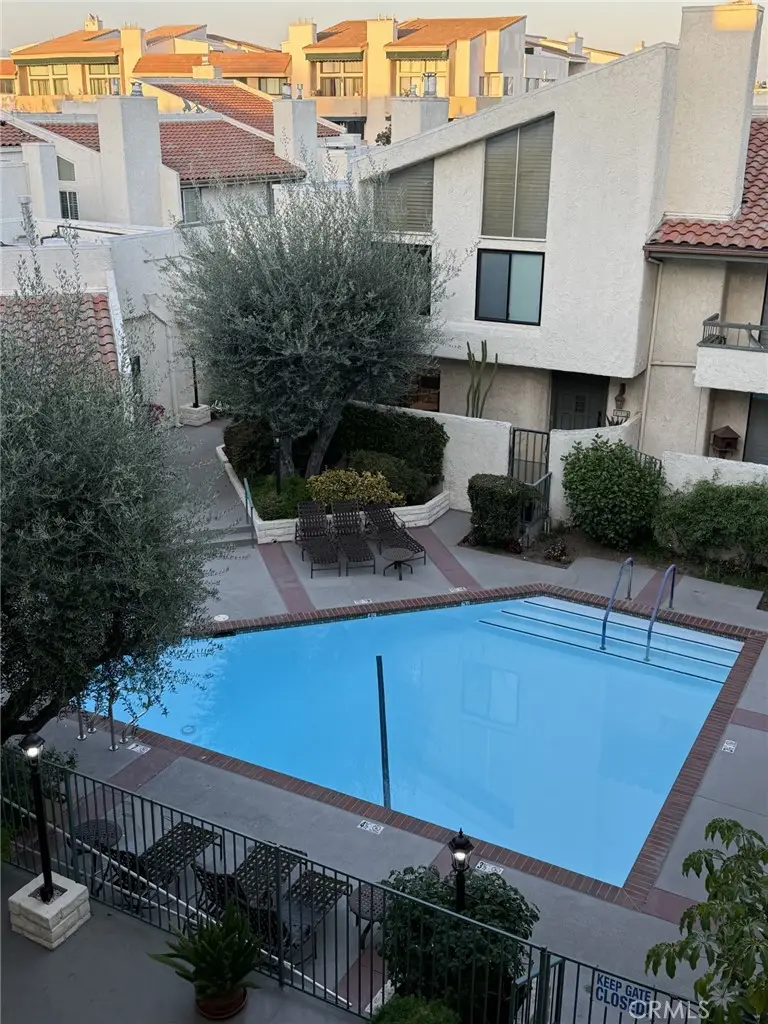 5255 Zelzah Avenue #302, Encino, CA 91316 - #3