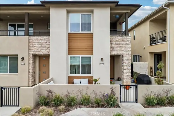 27230 Red Willow Court, Valencia, CA 91381