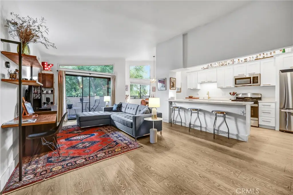 5805 Whitsett Avenue #201, Valley Village, CA 91607 - #1