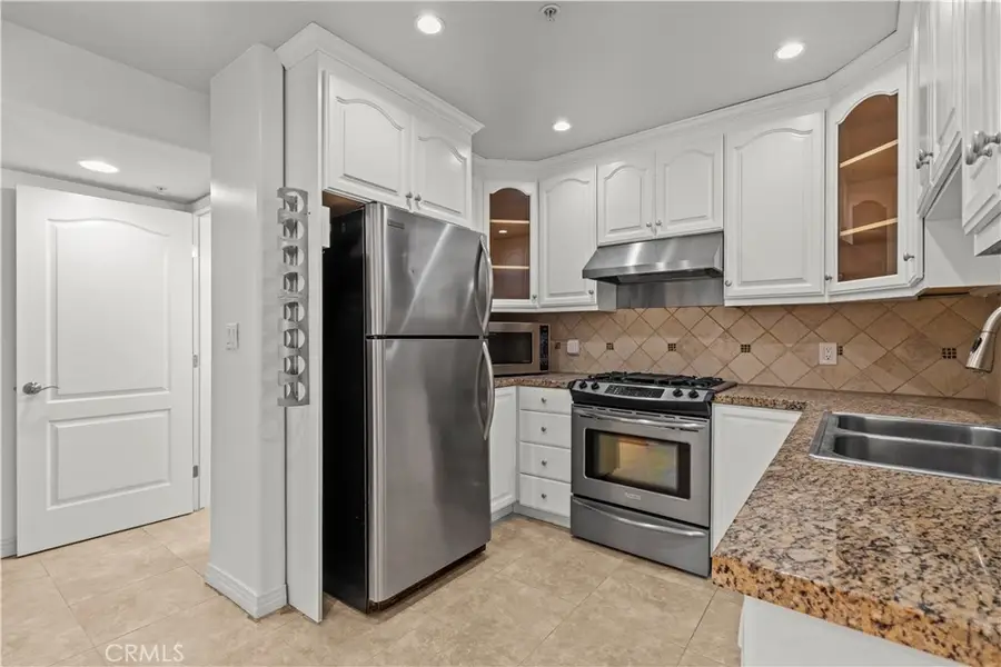 4732 Radford Avenue #8, Valley Village, CA 91607 - #3