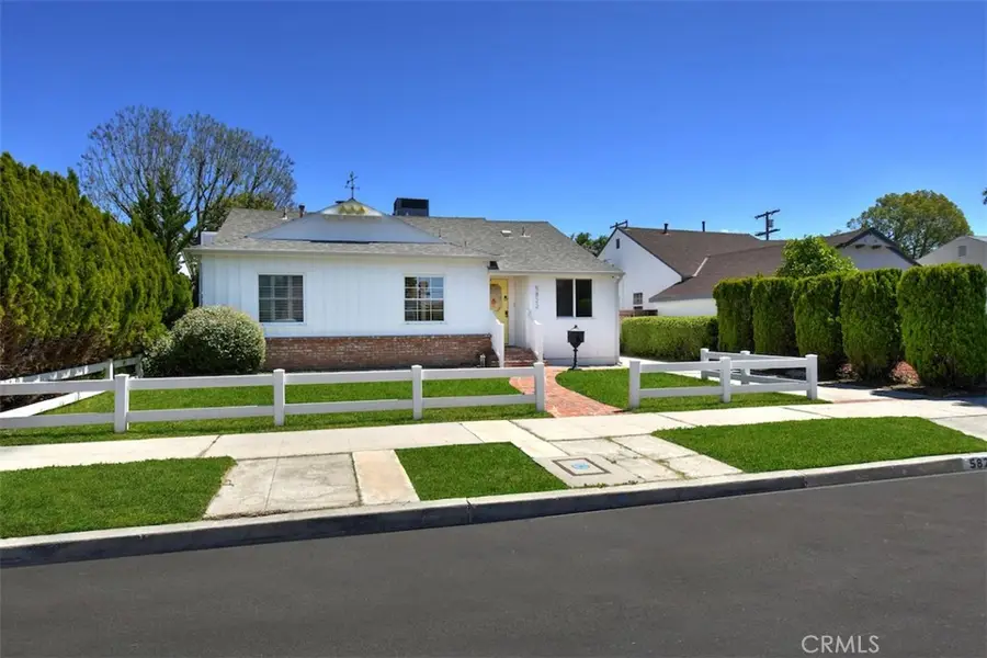 5822 Norwich Ave., Sherman Oaks, CA 91411 - #2