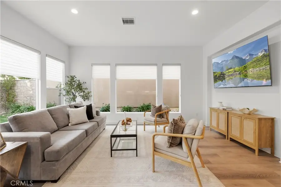 20657 Walnut Circle, Porter Ranch, CA 91326 - #2