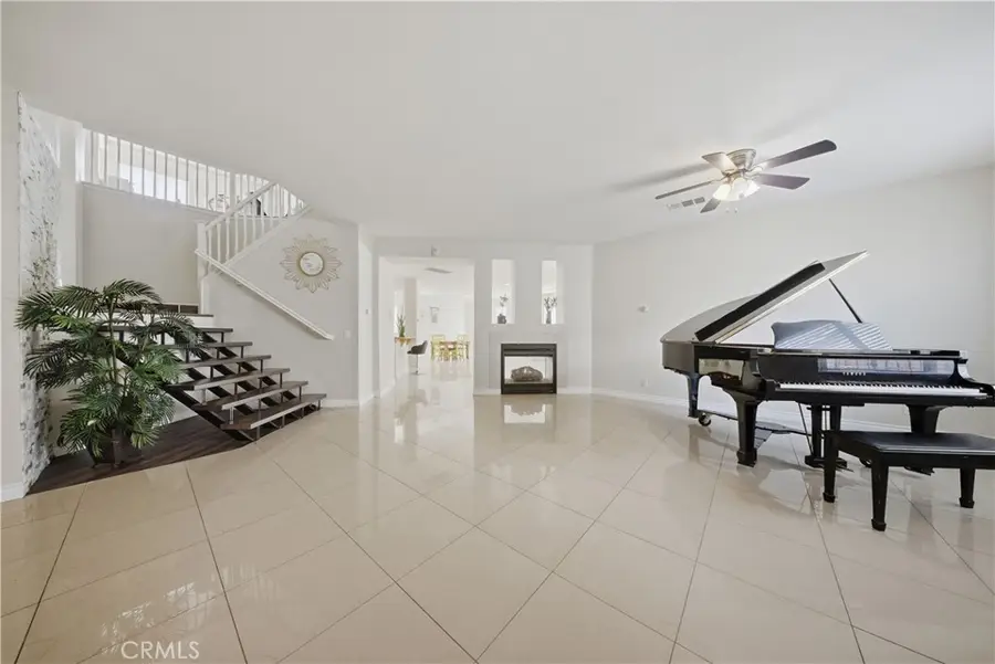 2604 W Avenue K6, Lancaster, CA 93536 - #3