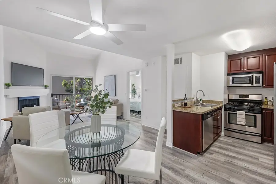 21500 Burbank #316, Woodland Hills, CA 91367 - #2