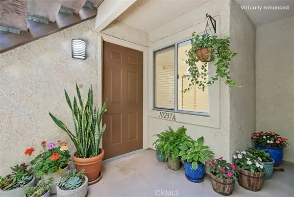 10237 De Soto #A, Chatsworth, CA 91311