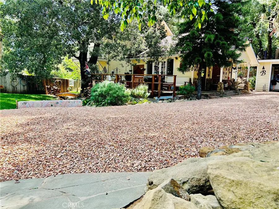 23230 Raymond, Chatsworth, CA 91311 - #3