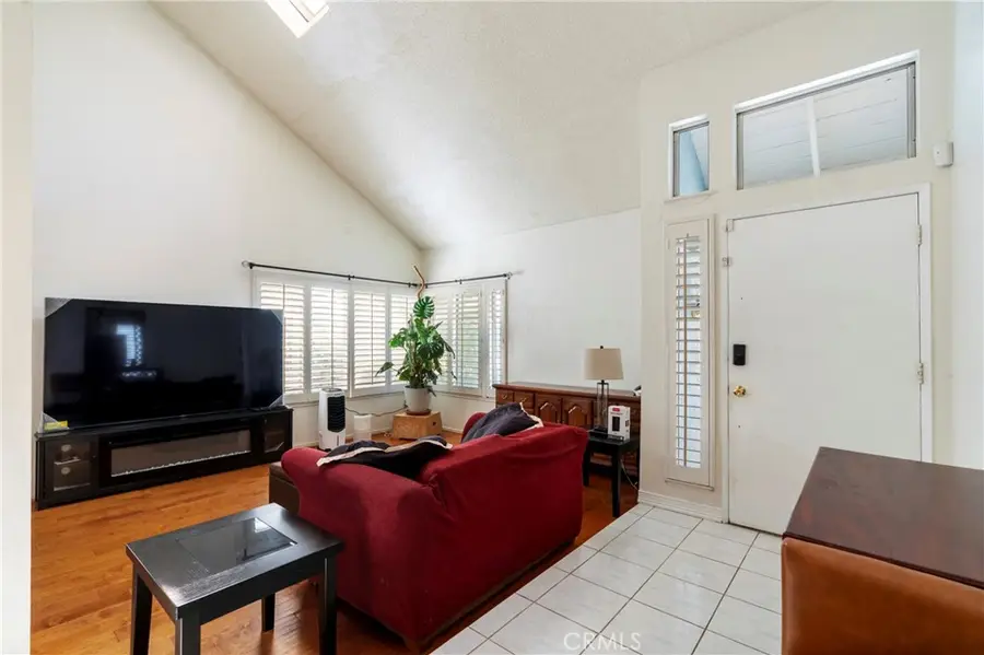 20627 Lemmer Street, Chatsworth, CA 91311 - #3