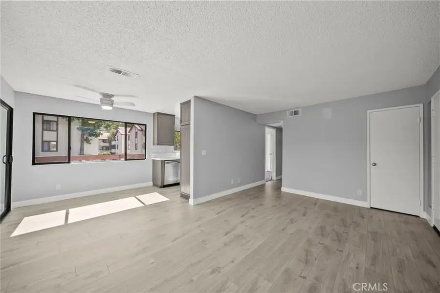 27949 Tyler #355, Canyon Country, CA 91387 - #3