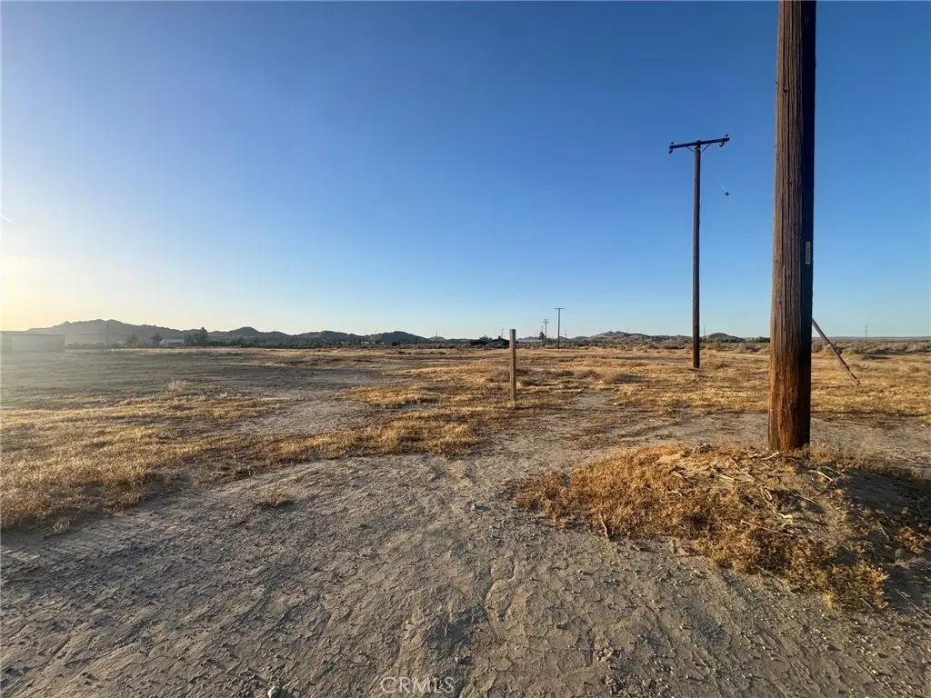 171 Avenue Q12, North Antelope Valley, CA 93591 - #1