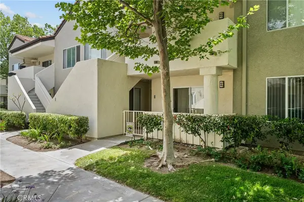 24465 Valle Del Oro #101, Newhall, CA 91321