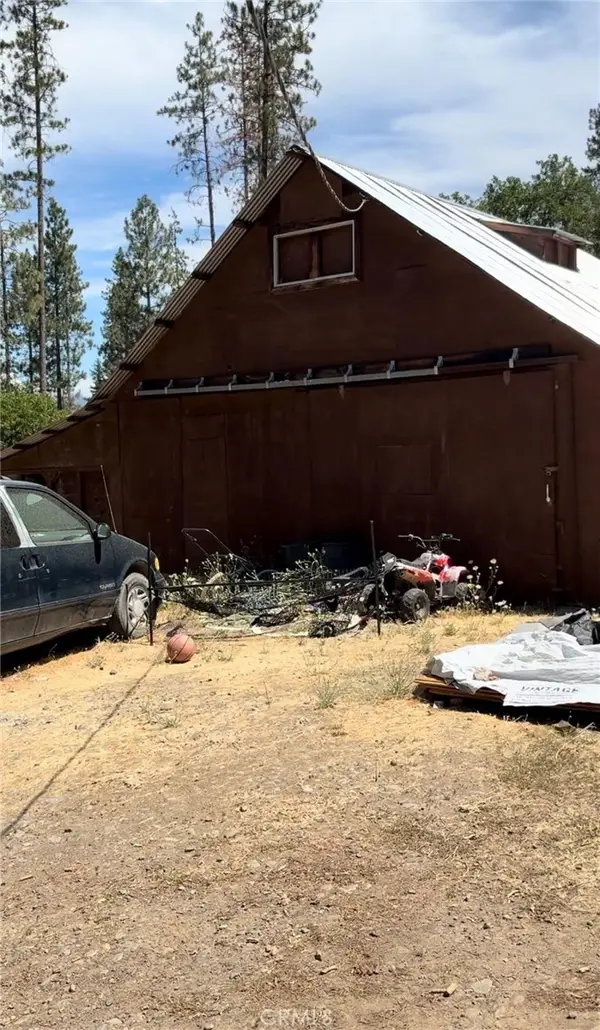 131 Locust Street, Hayfork, CA 96041