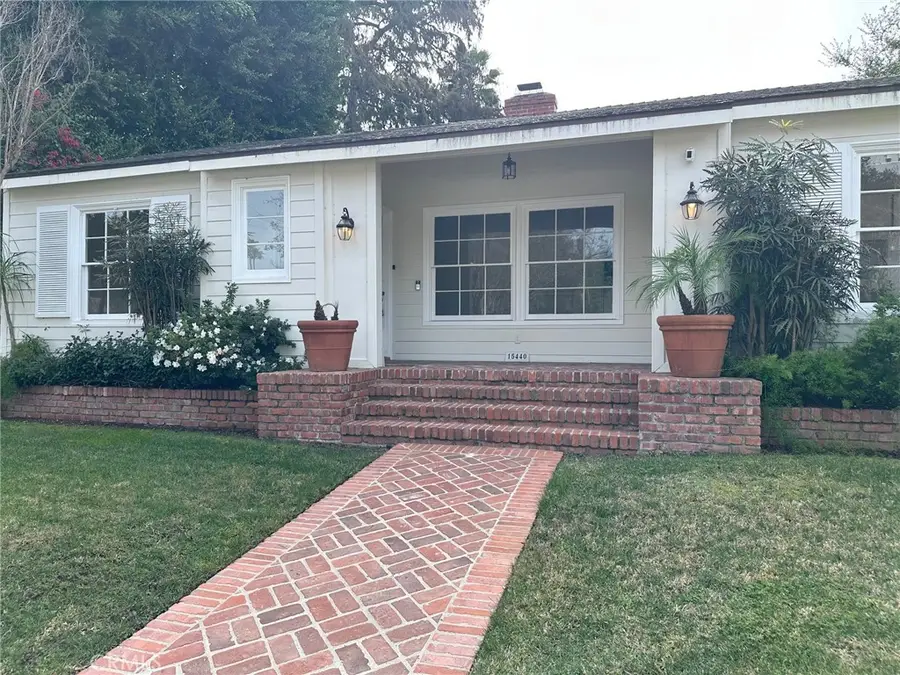 15440 Dickens Street, Sherman Oaks, CA 91403 - #2