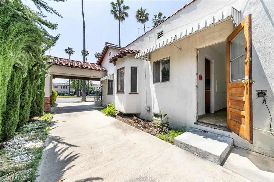 739 W Glenoaks, Glendale, CA 91202 - #2