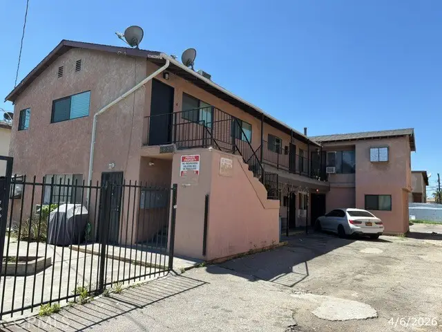 6827 Radford, North Hollywood, CA 91605 - #3