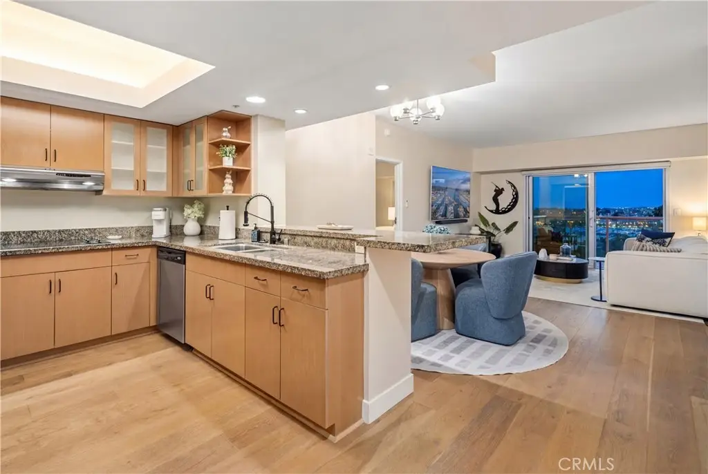 13700 Marina Pointe Drive #816, Marina Del Rey, CA 90292 - #1