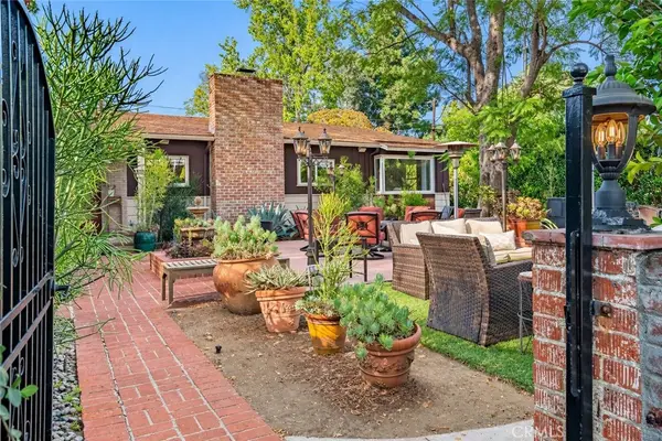 13405 Tiara Street, Valley Glen, CA 91401