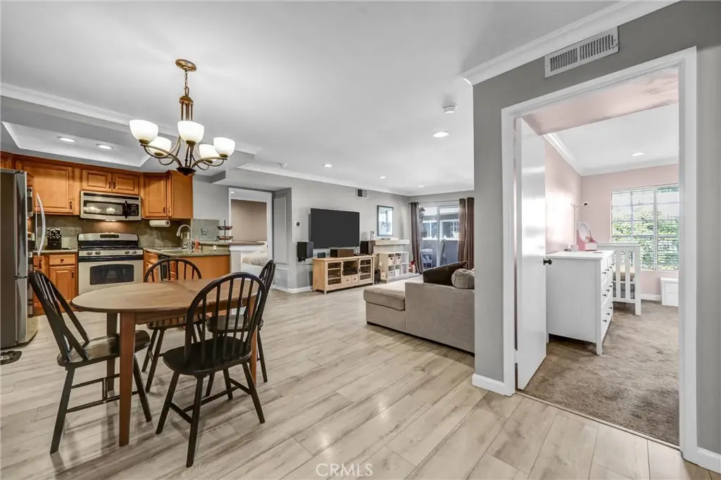 20235 Keswick Street #213, Winnetka, CA 91306 - #1