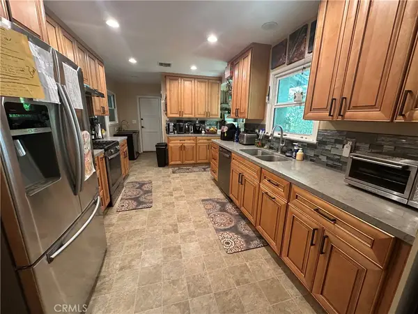 7300 Etiwanda, Reseda, CA 91335