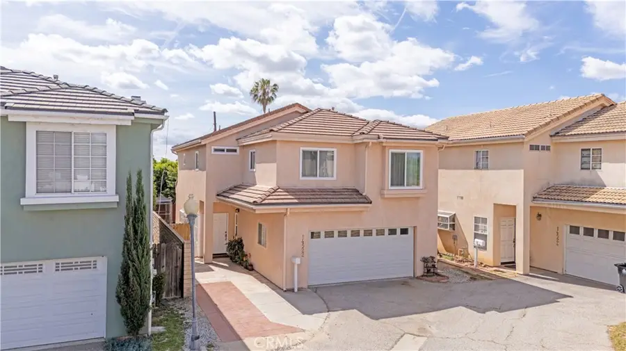 14522 Fox, San Fernando, CA 91345 - #2