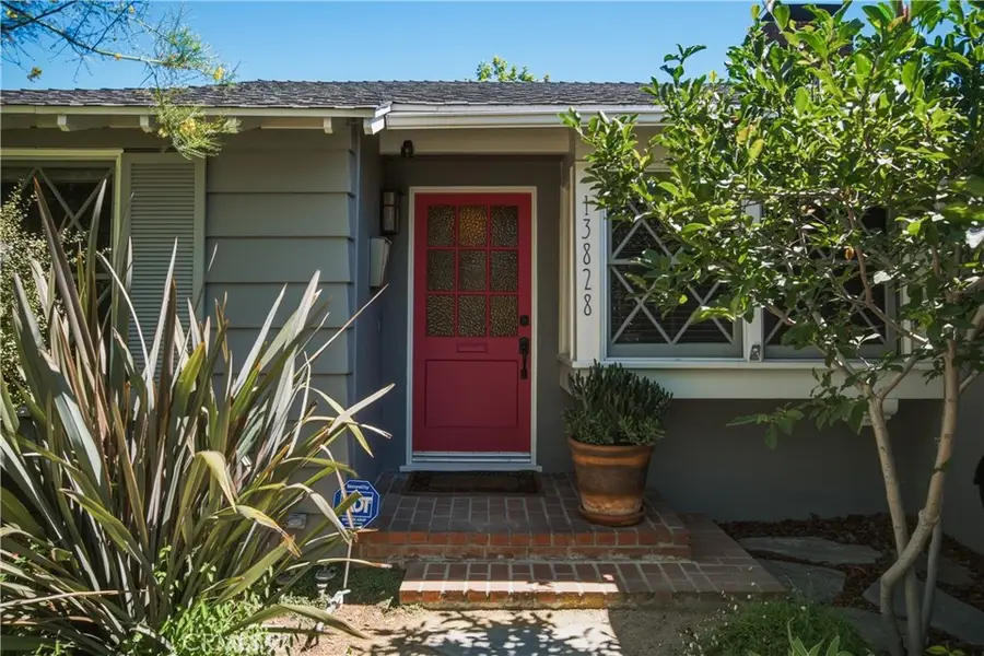 13828 Kittridge, Van Nuys, CA 91405 - #2