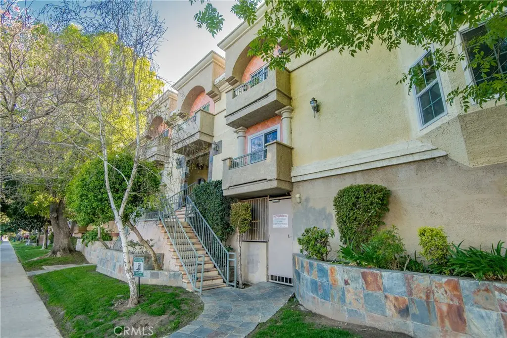 7045 Woodley Avenue #218, Van Nuys, CA 91406 - #1