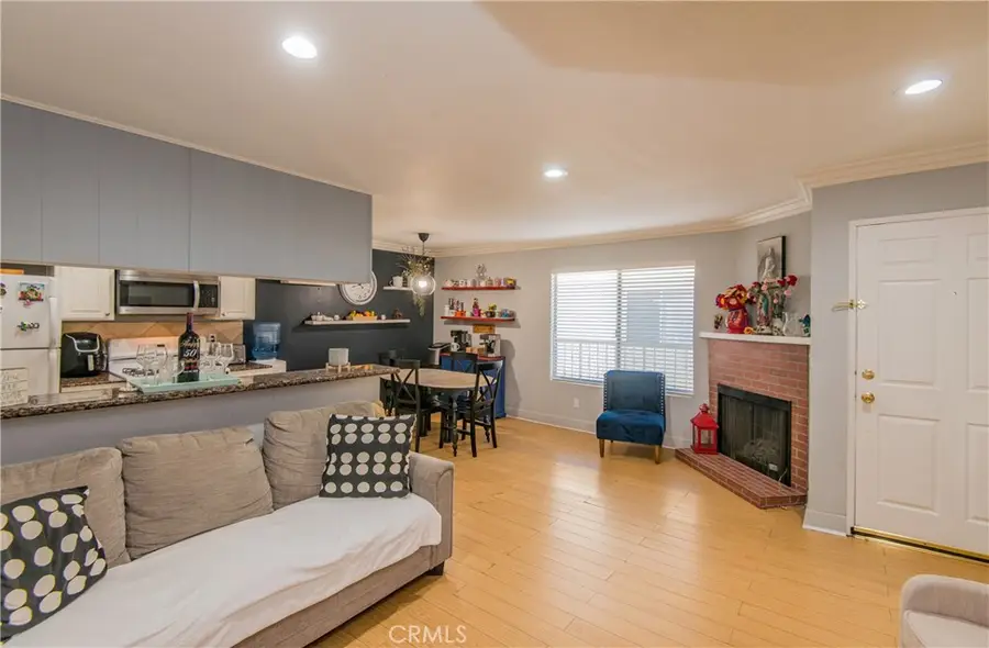 7045 Woodley Avenue #218, Van Nuys, CA 91406 - #3