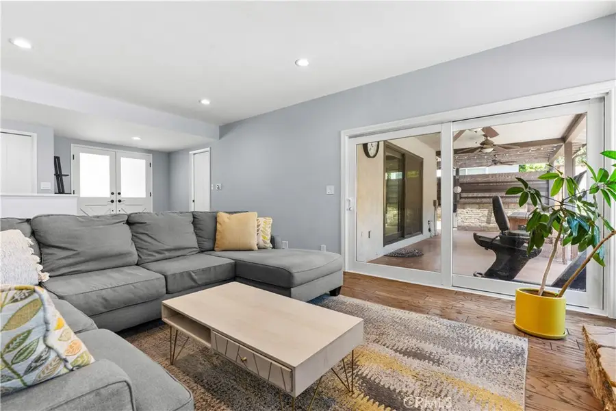 5704 Larryan Drive, Woodland Hills, CA 91367 - #3