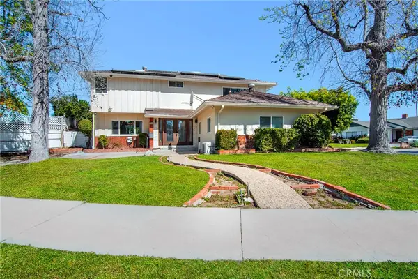 6508 Moorcroft Avenue, Woodland Hills, CA 91303
