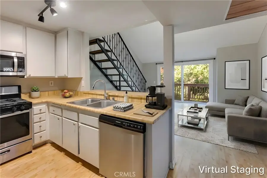 7150 Carlson Circle #66, Canoga Park, CA 91303 - #3