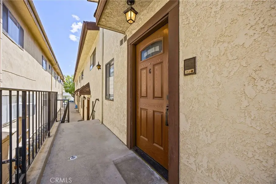 431 E Verdugo #G, Burbank, CA 91501 - #3