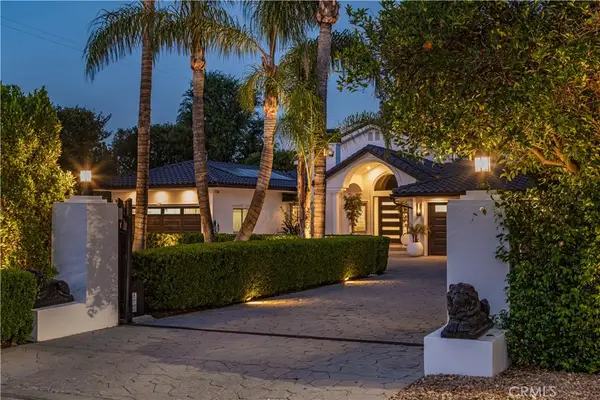 5242 Topeka Drive, Tarzana, CA 91356