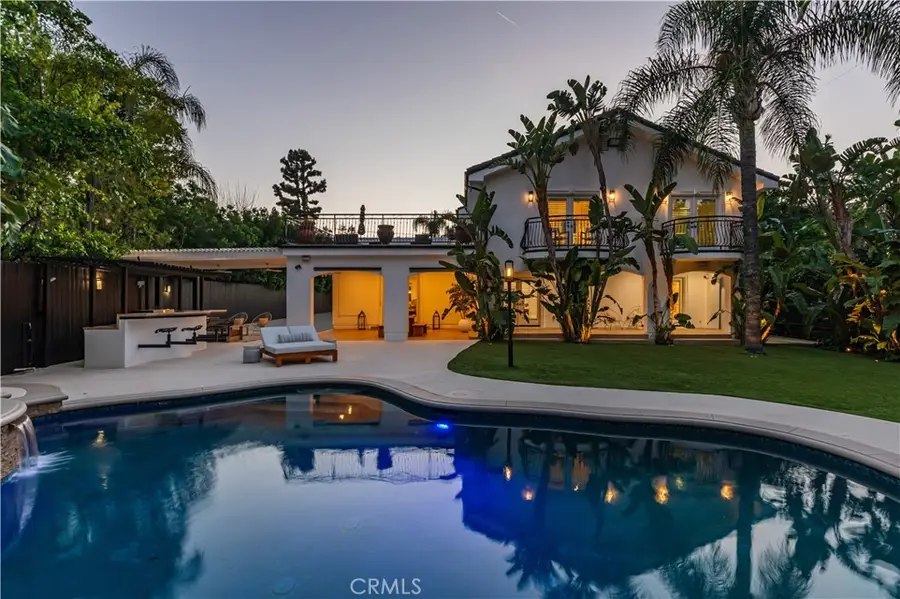 5242 Topeka Drive, Tarzana, CA 91356 - #2