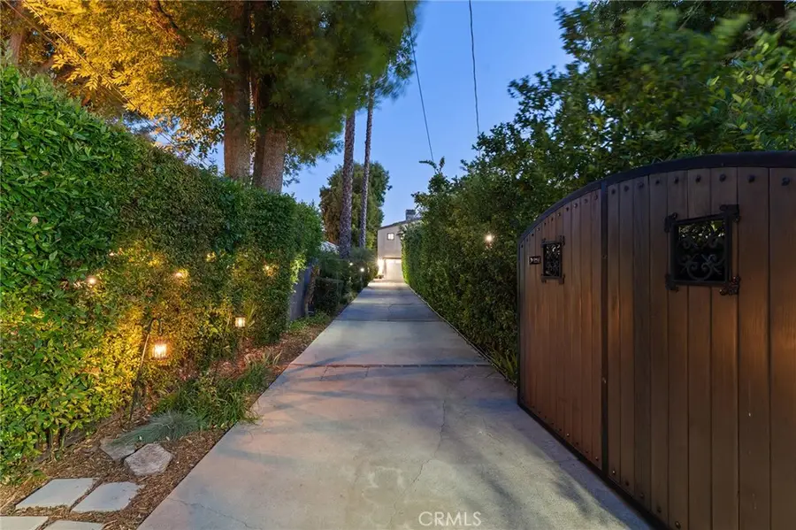 22702 Califa Street, Woodland Hills, CA 91367 - #2