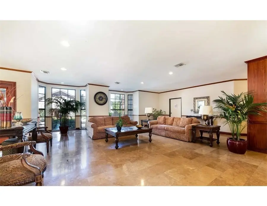 17914 Magnolia Boulevard #210, Encino, CA 91316 - #2