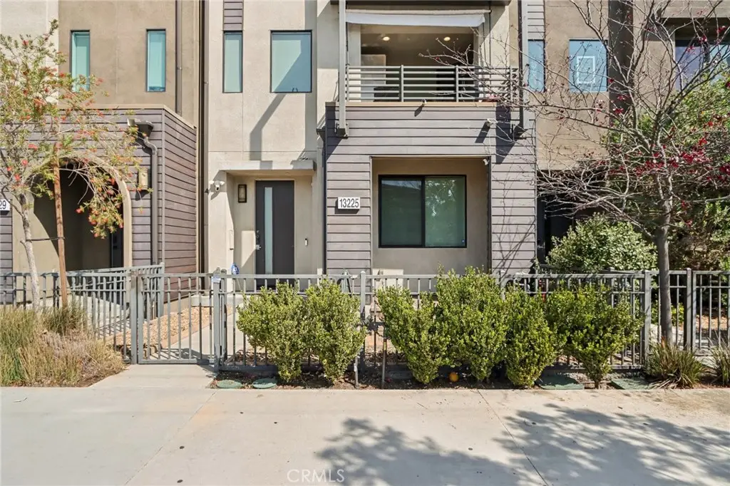 13225 Victory Boulevard, Valley Glen, CA 91401 - #1