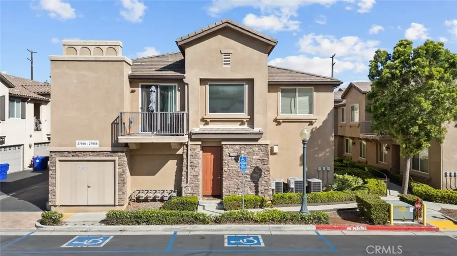 27950 Avalon Drive #50, Canyon Country, CA 91351 - #2