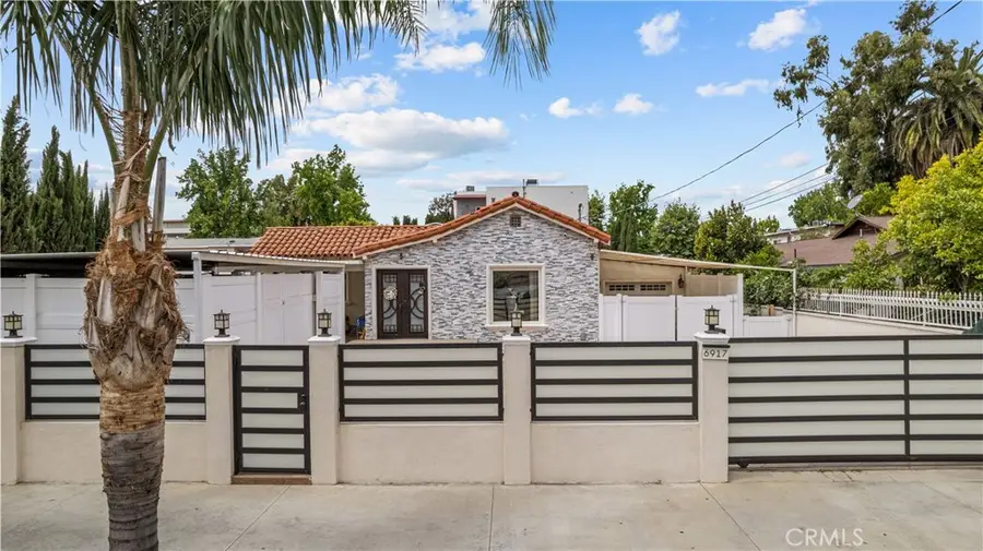 6917 Tyrone, Van Nuys, CA 91405 - #3